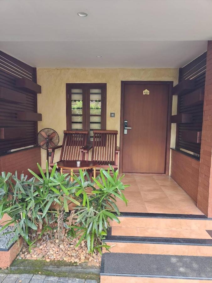 Casa Orchid Hotel Alappuzha Ngoại thất bức ảnh