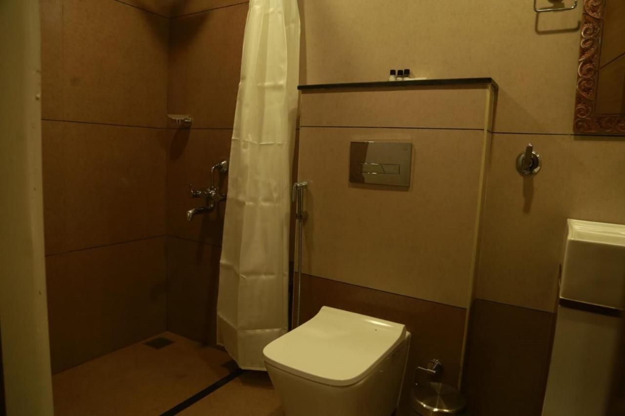 Casa Orchid Hotel Alappuzha Ngoại thất bức ảnh