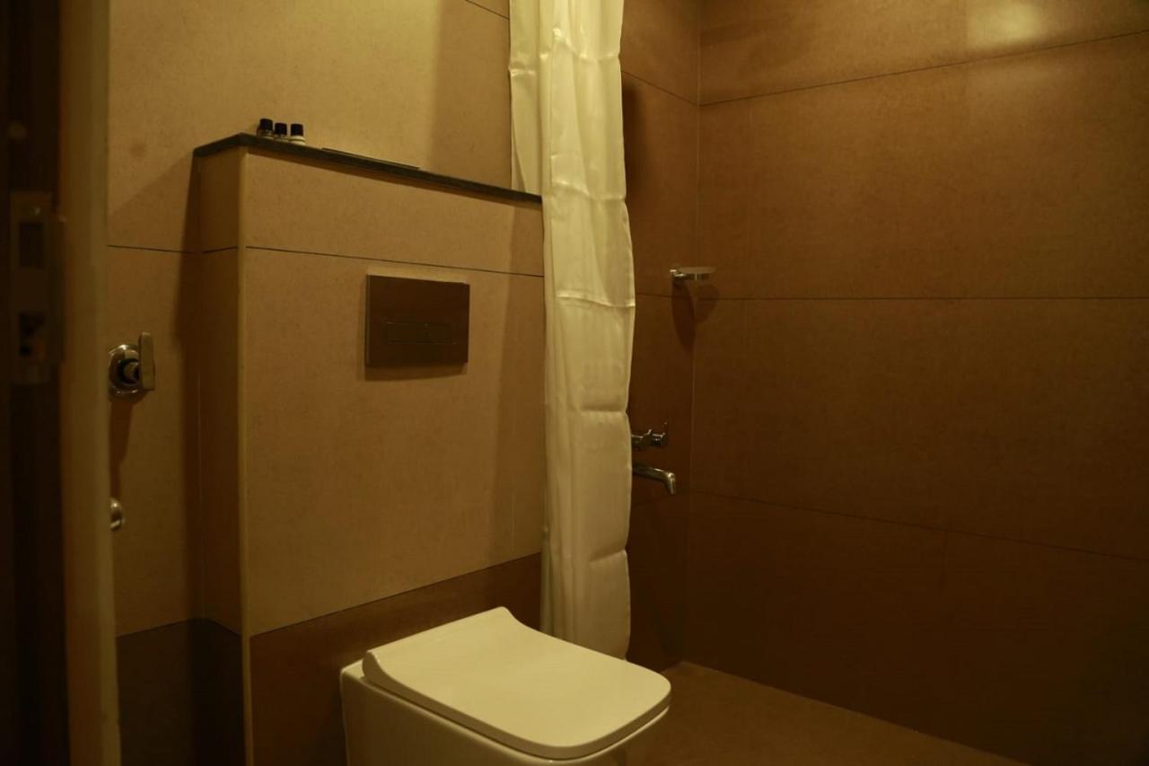 Casa Orchid Hotel Alappuzha Ngoại thất bức ảnh