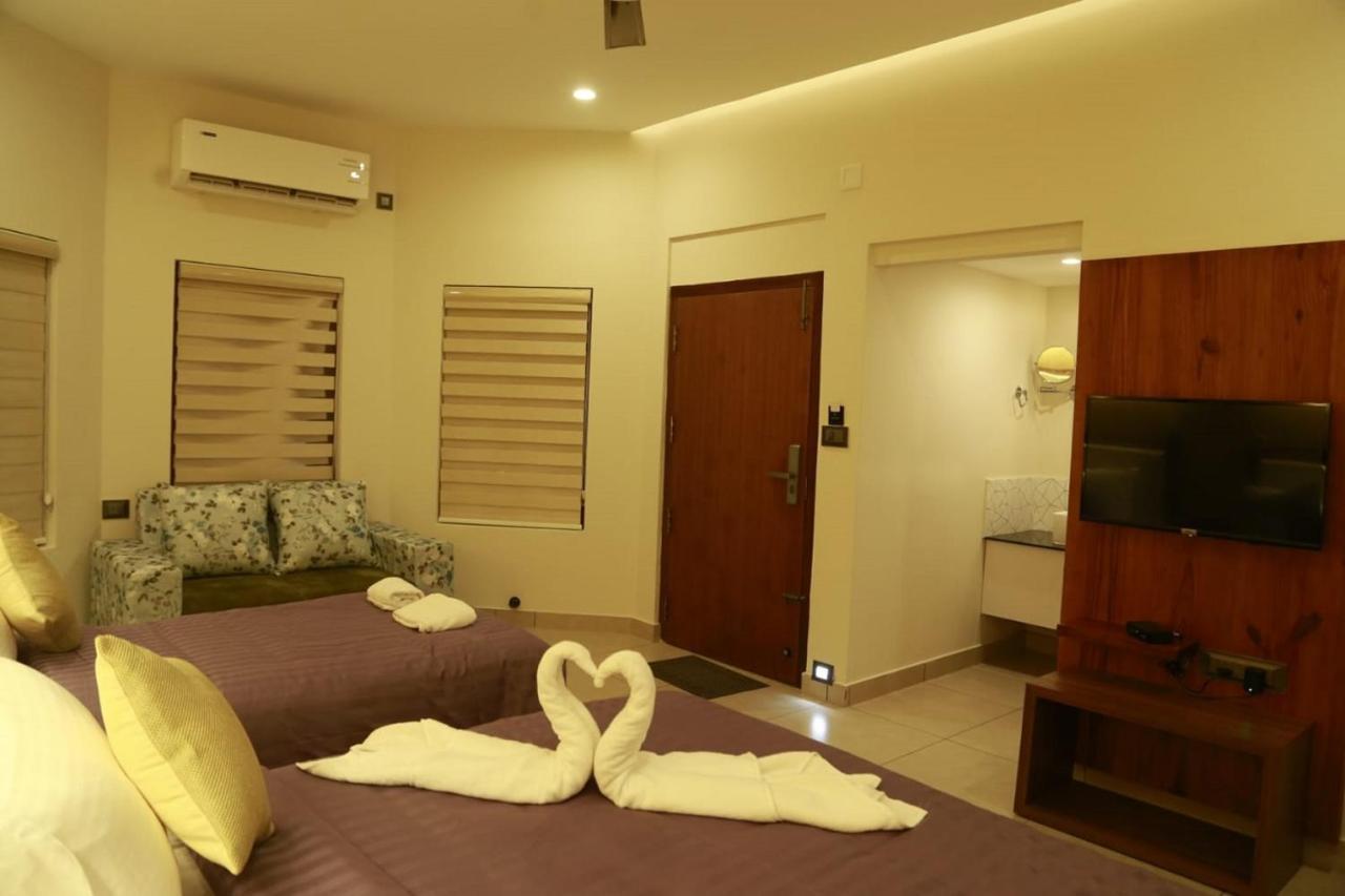 Casa Orchid Hotel Alappuzha Ngoại thất bức ảnh
